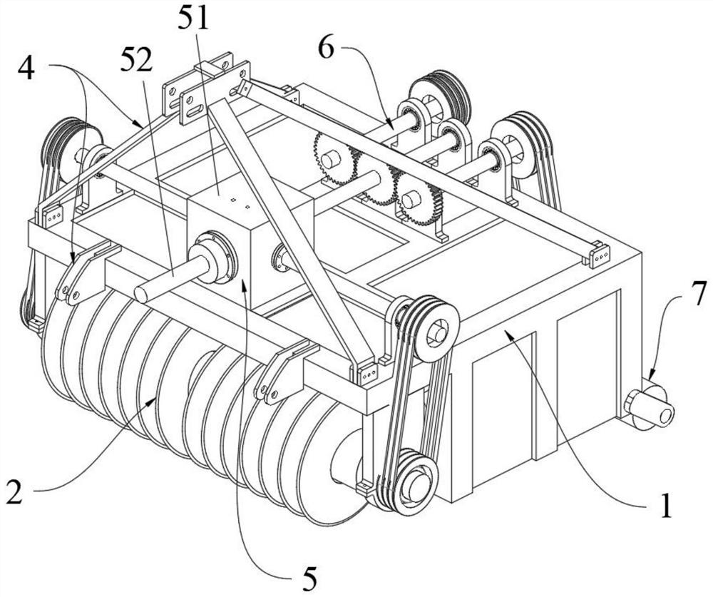 Radial guide wheel type banana straw crushing and returning machine