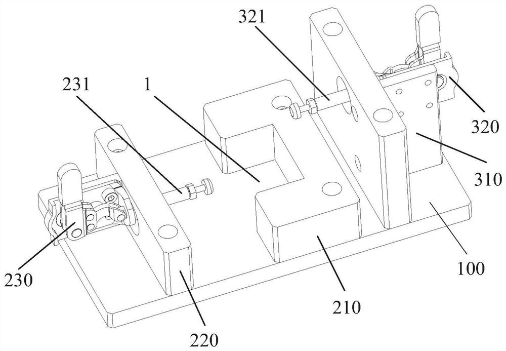 Synchronous belt tensioning device