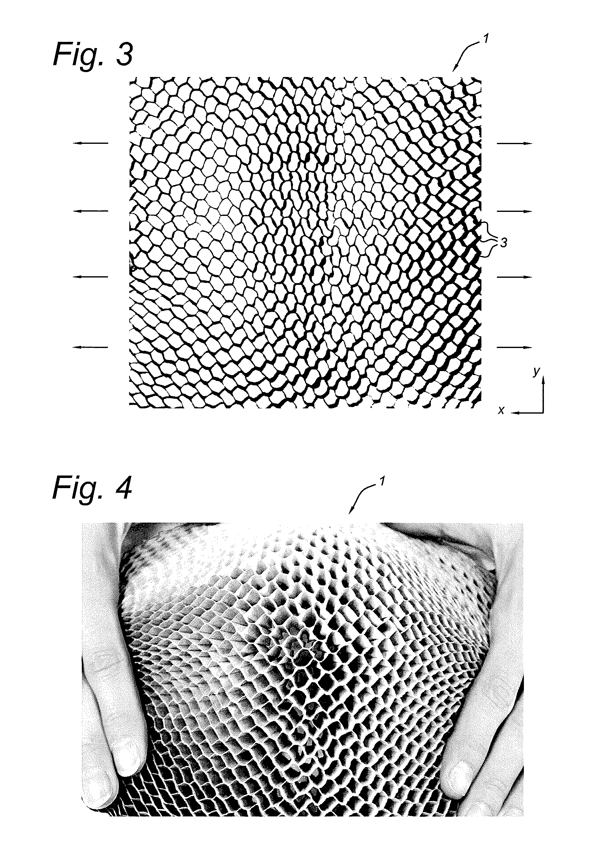 Cellular structure for double curvature panel