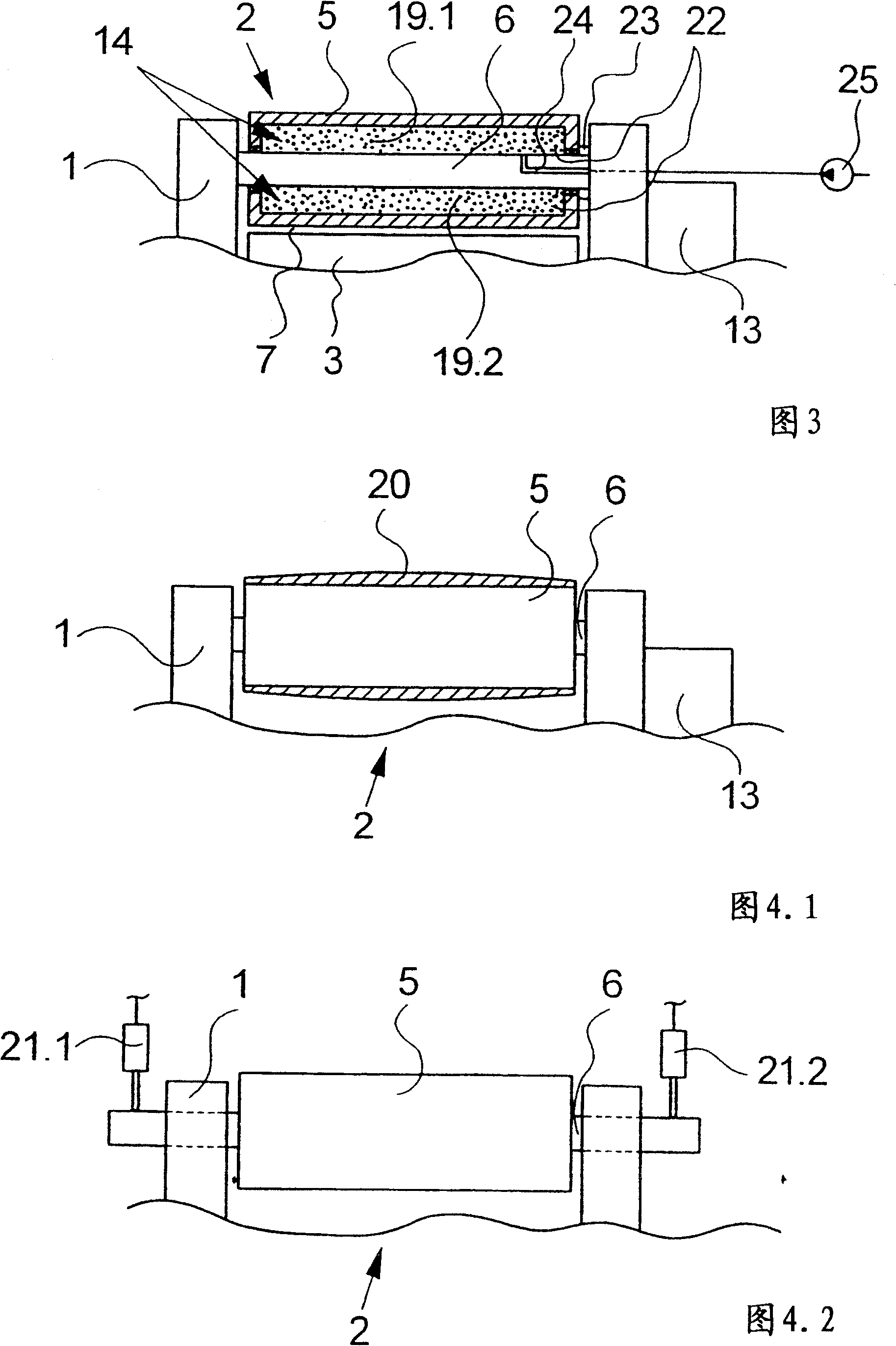 Device for filling and curling tows