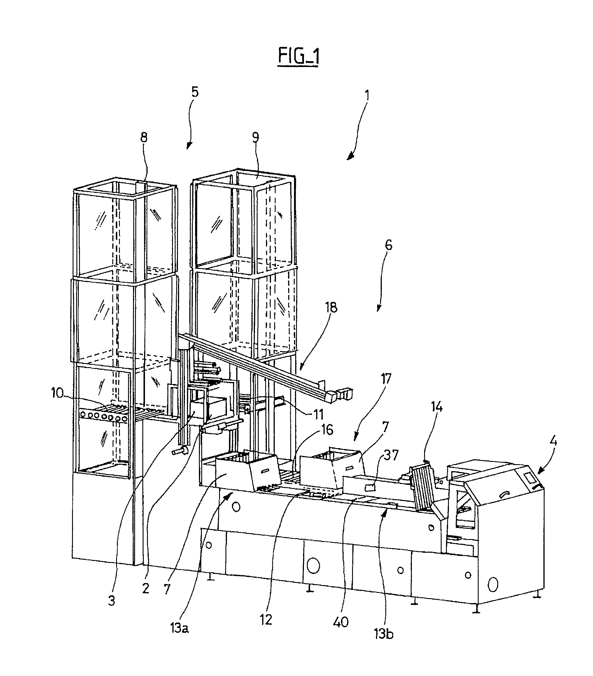 Device for unloading trays using a pivot member