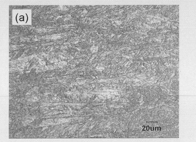 Low-carbon bainite thick steel plate with high strength and toughness and manufacturing method thereof