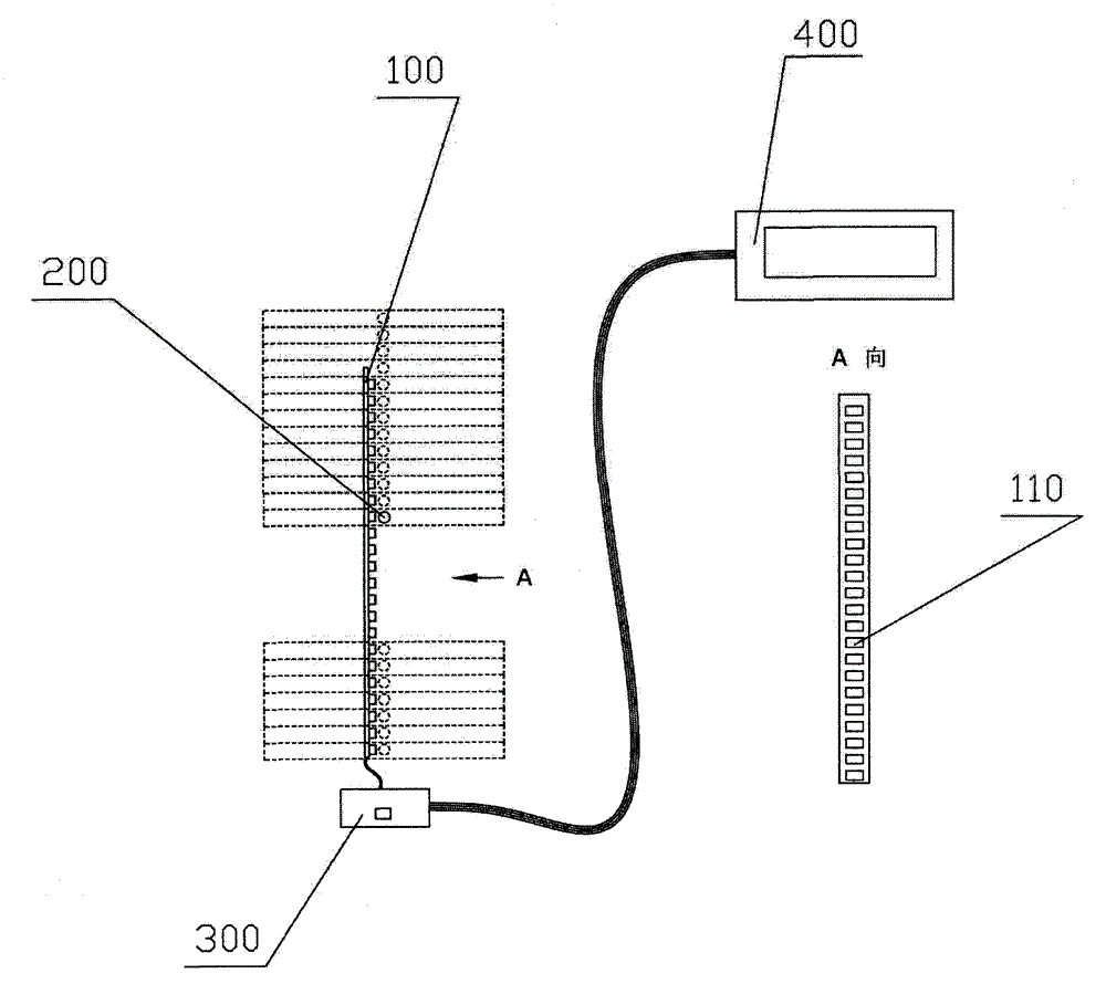 Method for measuring balance weight and operating parameters of trainer based on reflective type photoelectric sensor