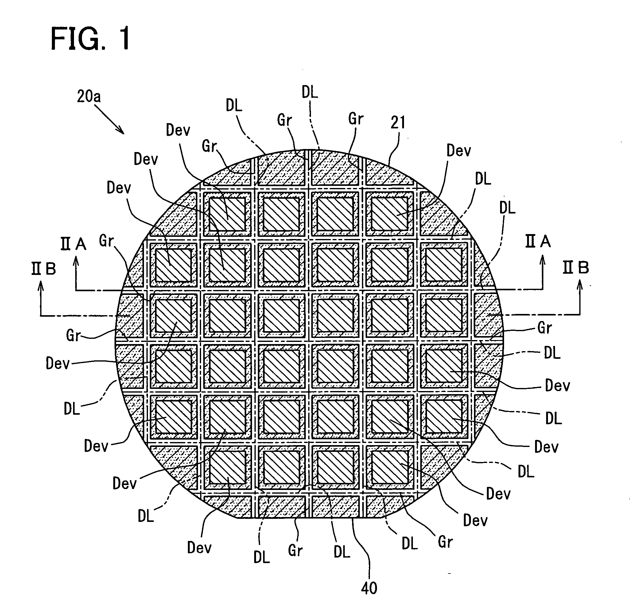 Semiconductor wafer having multiple semiconductor elements and method for dicing the same