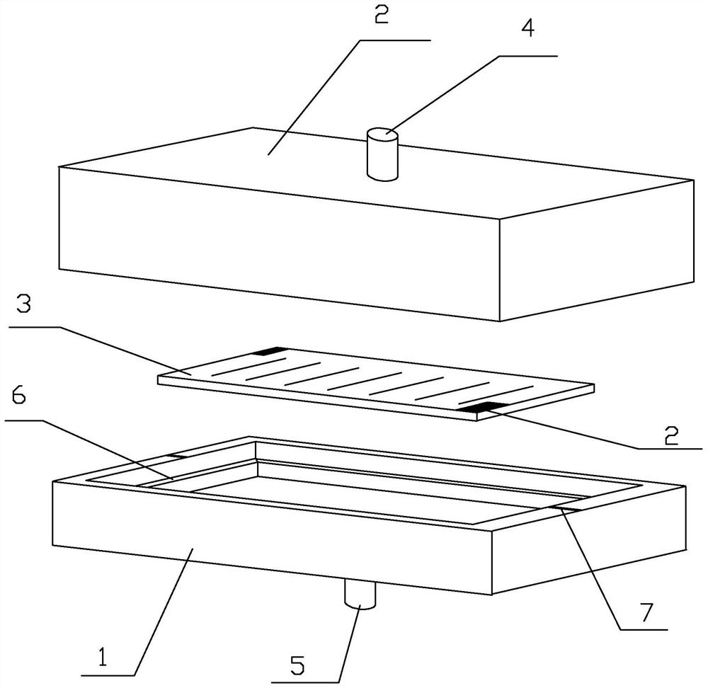 Grid type trace mercury sensor and preparation method thereof