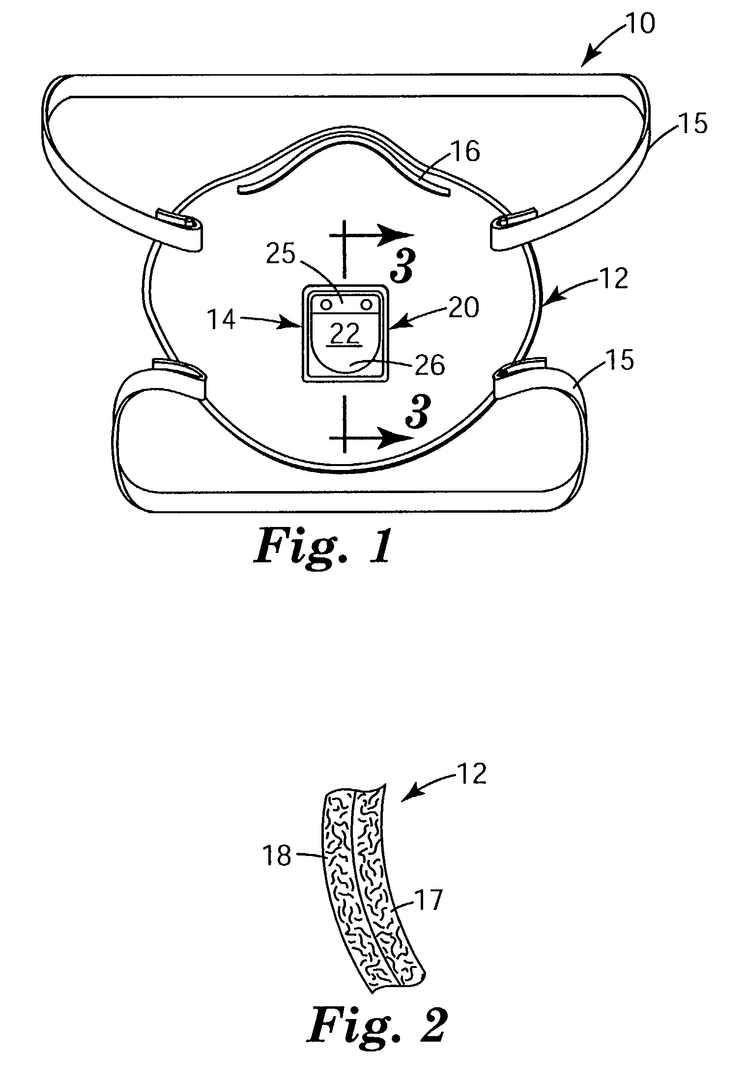Filtering face mask that has a resilient seal surface in its exhalation valve