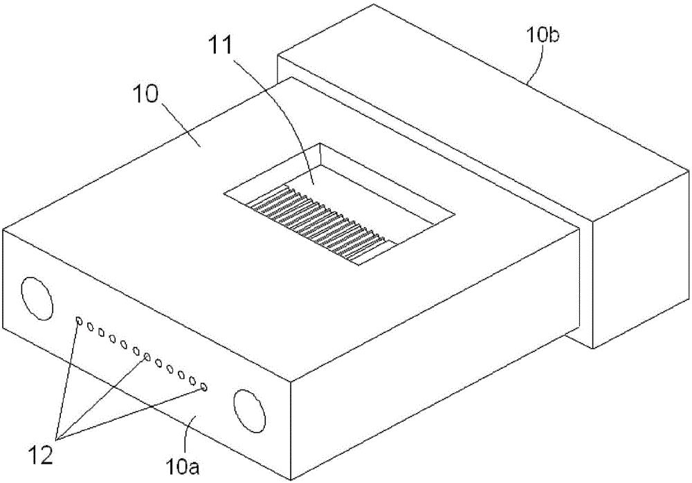 Automatic glue injection system and porous insertion core module manufacturing method