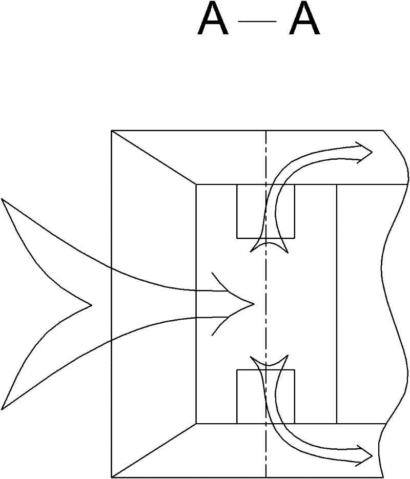 Low-ratio biomass circulating fluidized bed boiler and combustion method thereof