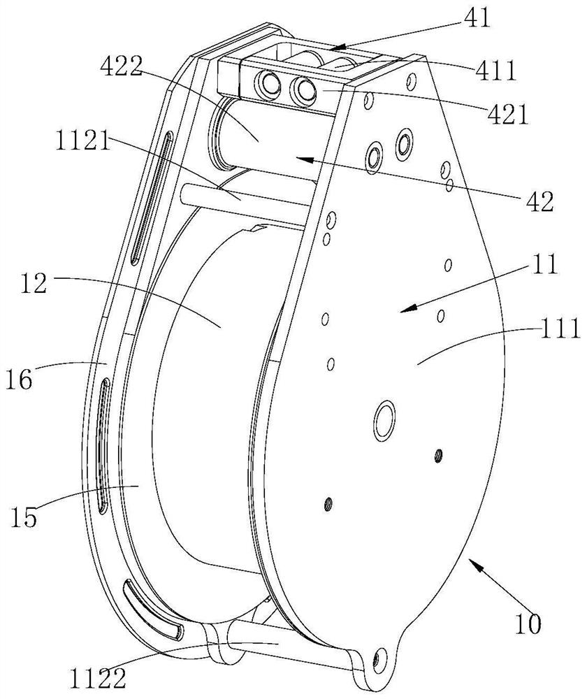 High-altitude escape backpack and rope retractable descent control device thereof
