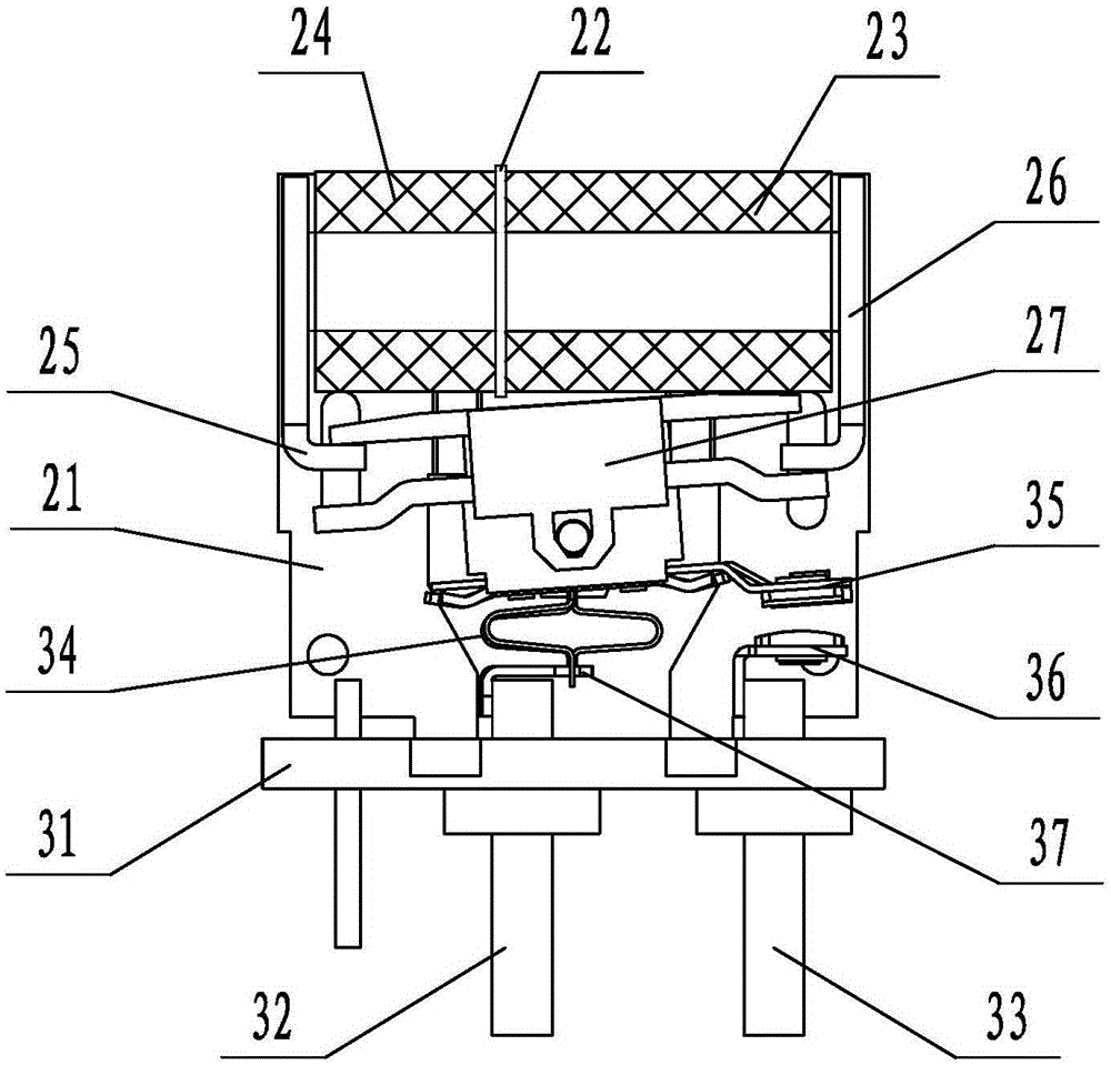 Magnetic latching relay with asymmetric magnetic circuit