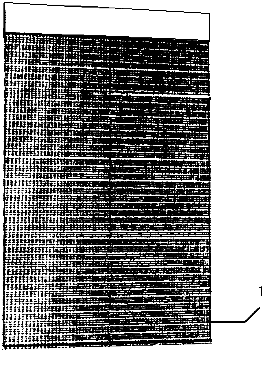 Metal mesh for water curtain wall and water flow control method