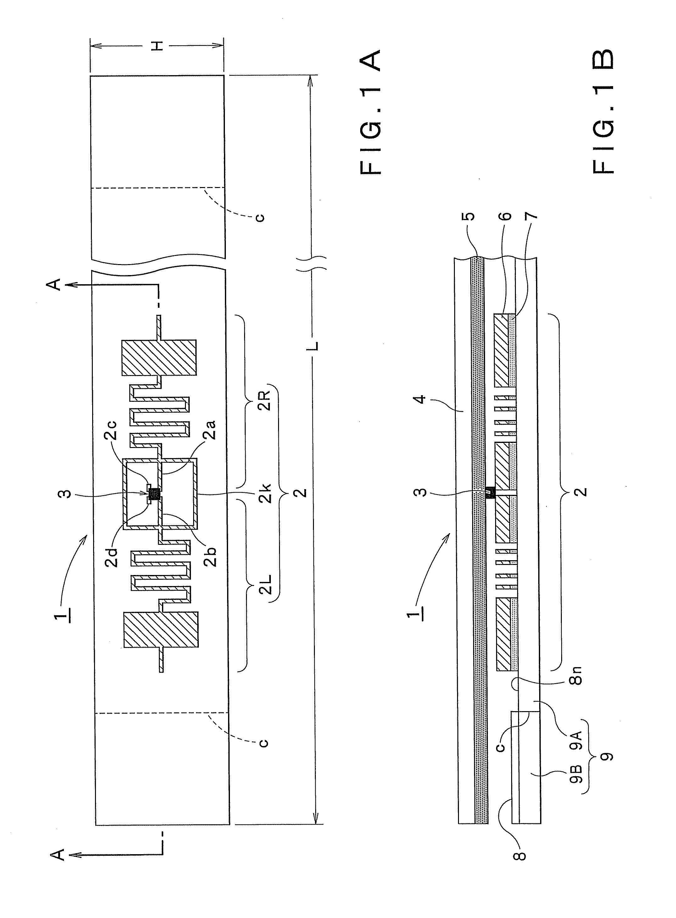 Noncontact IC tag label, airline baggage tag label, and manufacturing method for noncontact IC tag label