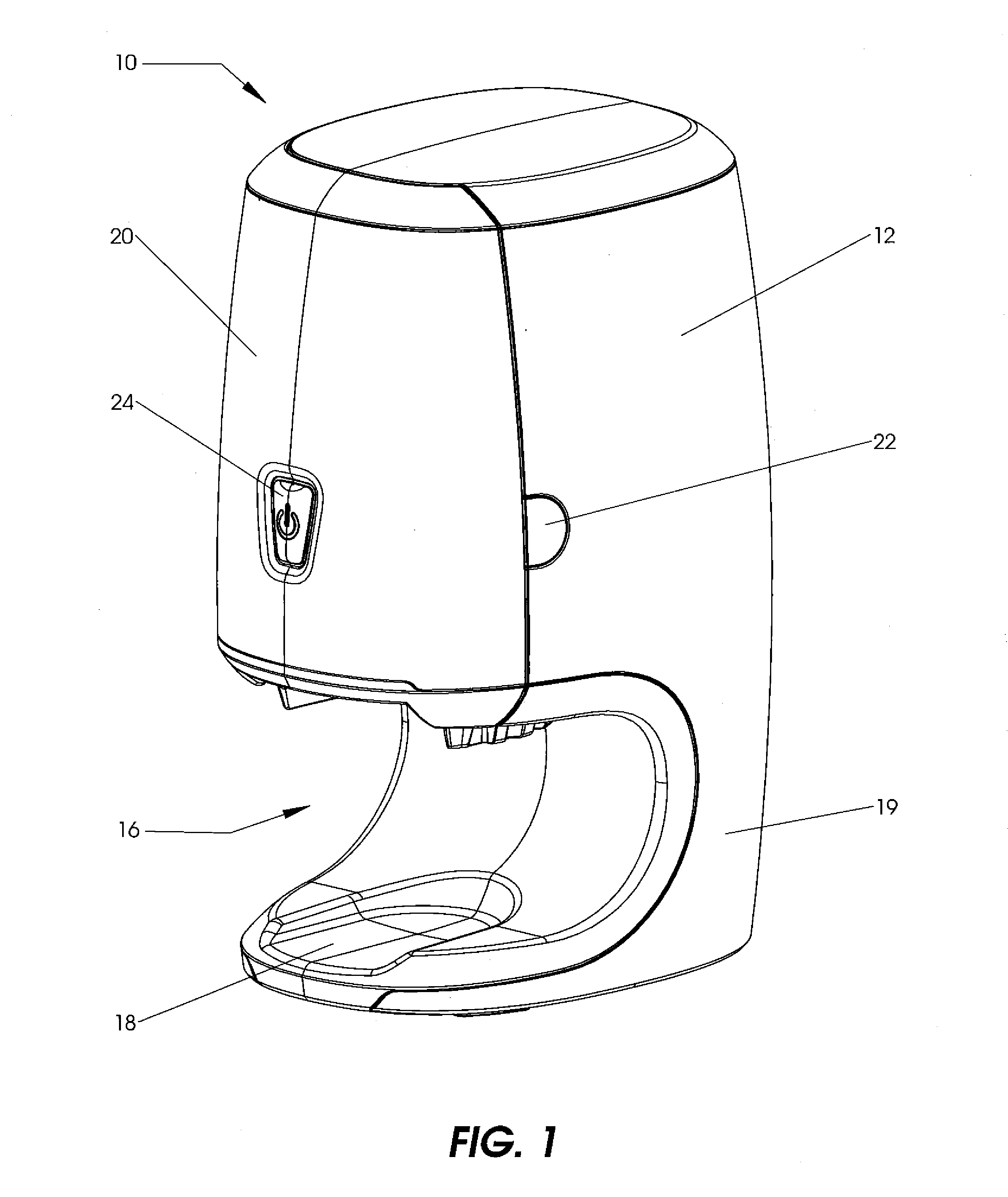 Removable cupholder for compact blender