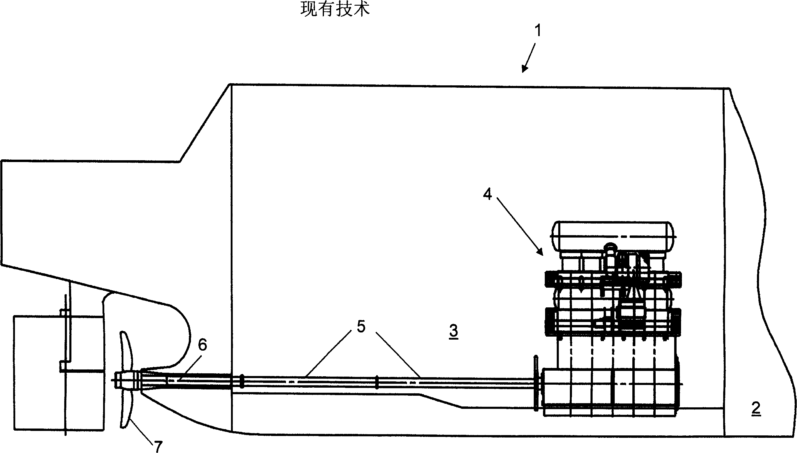 Intermediate driving axle for propelling ship