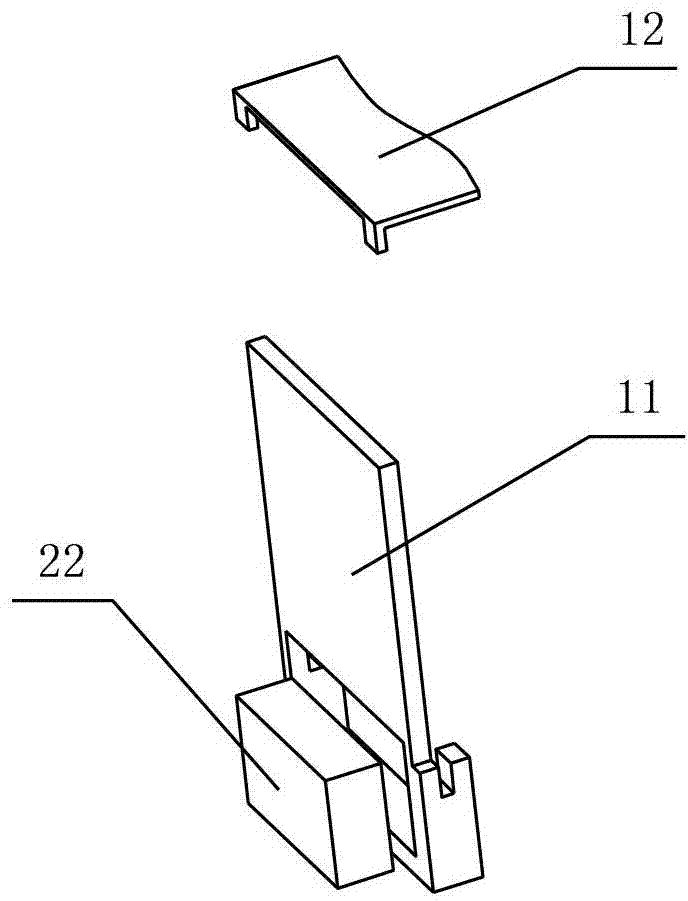 Mechanism for shaping and boxing glove