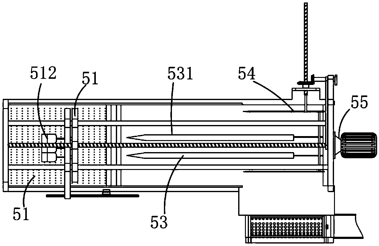 Automatic material increasing device for linen yarn production