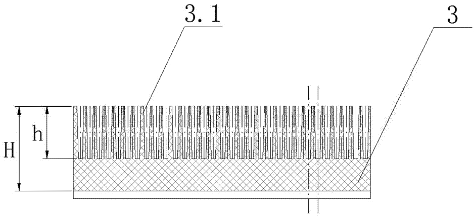 Pipeline support with built-in comb-shaped anti-vibration pad