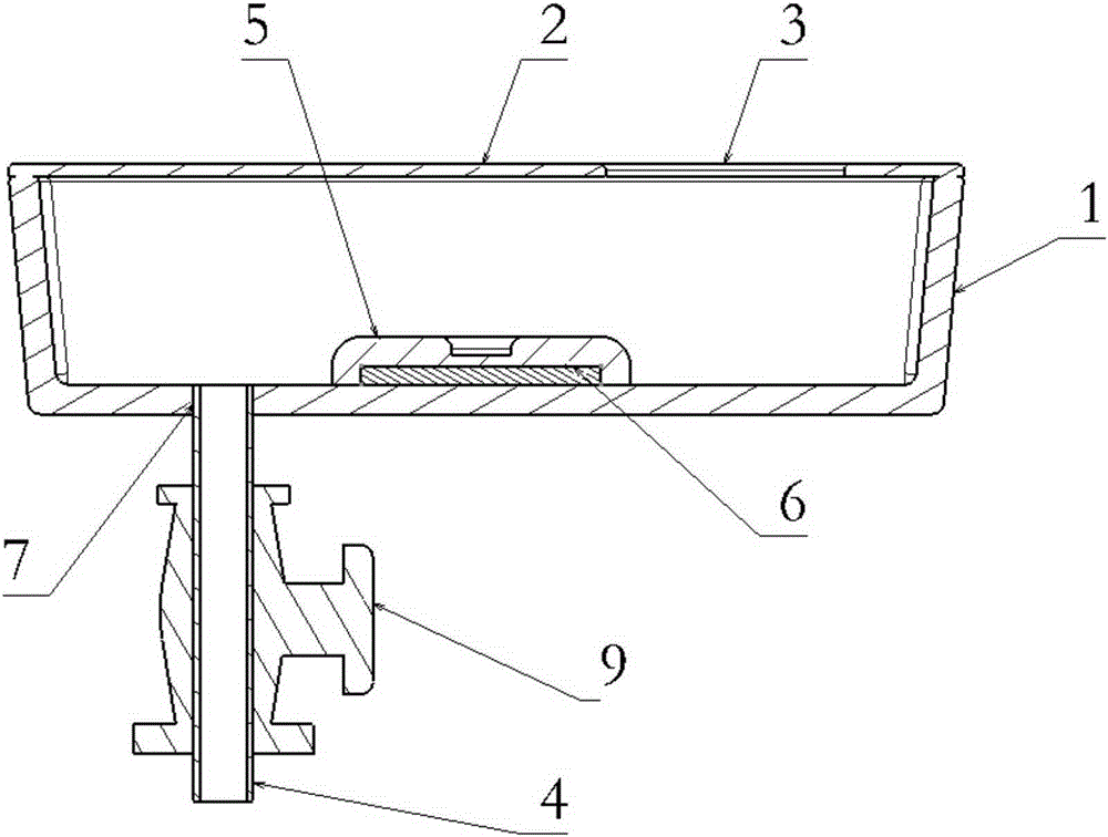 Bubble removing water tank with flow detecting function