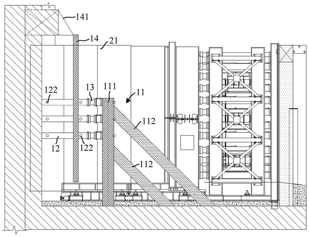 Stopping device for segment of pipe jacking machine and method of use thereof