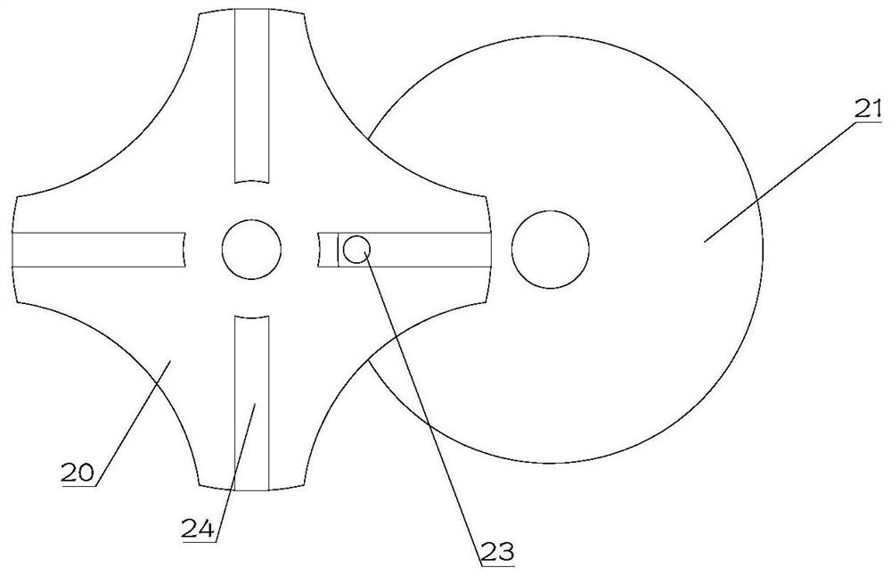 Bending device for forming front and back plates of refrigerator