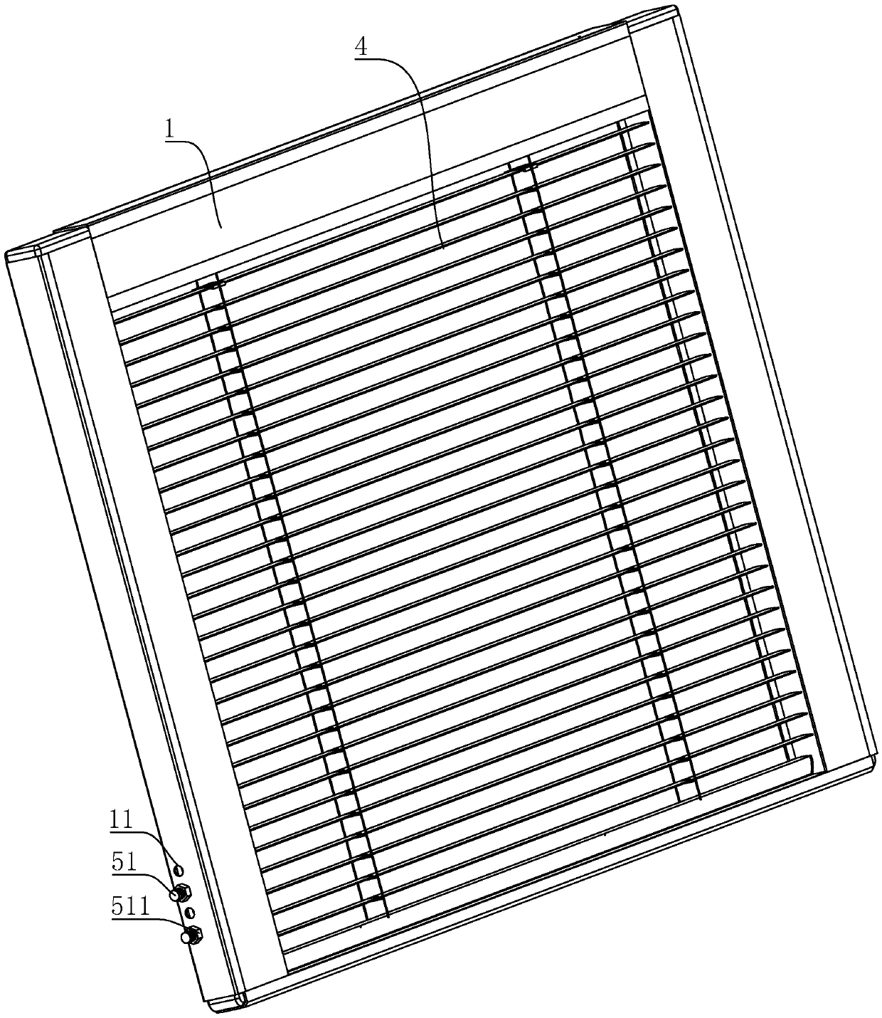 Window blind with self-tensioning inner slider