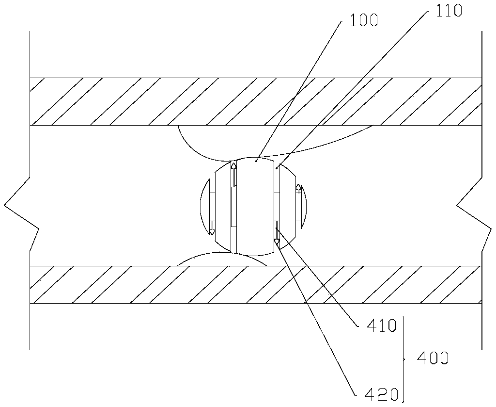 High-precision mold cleaning device