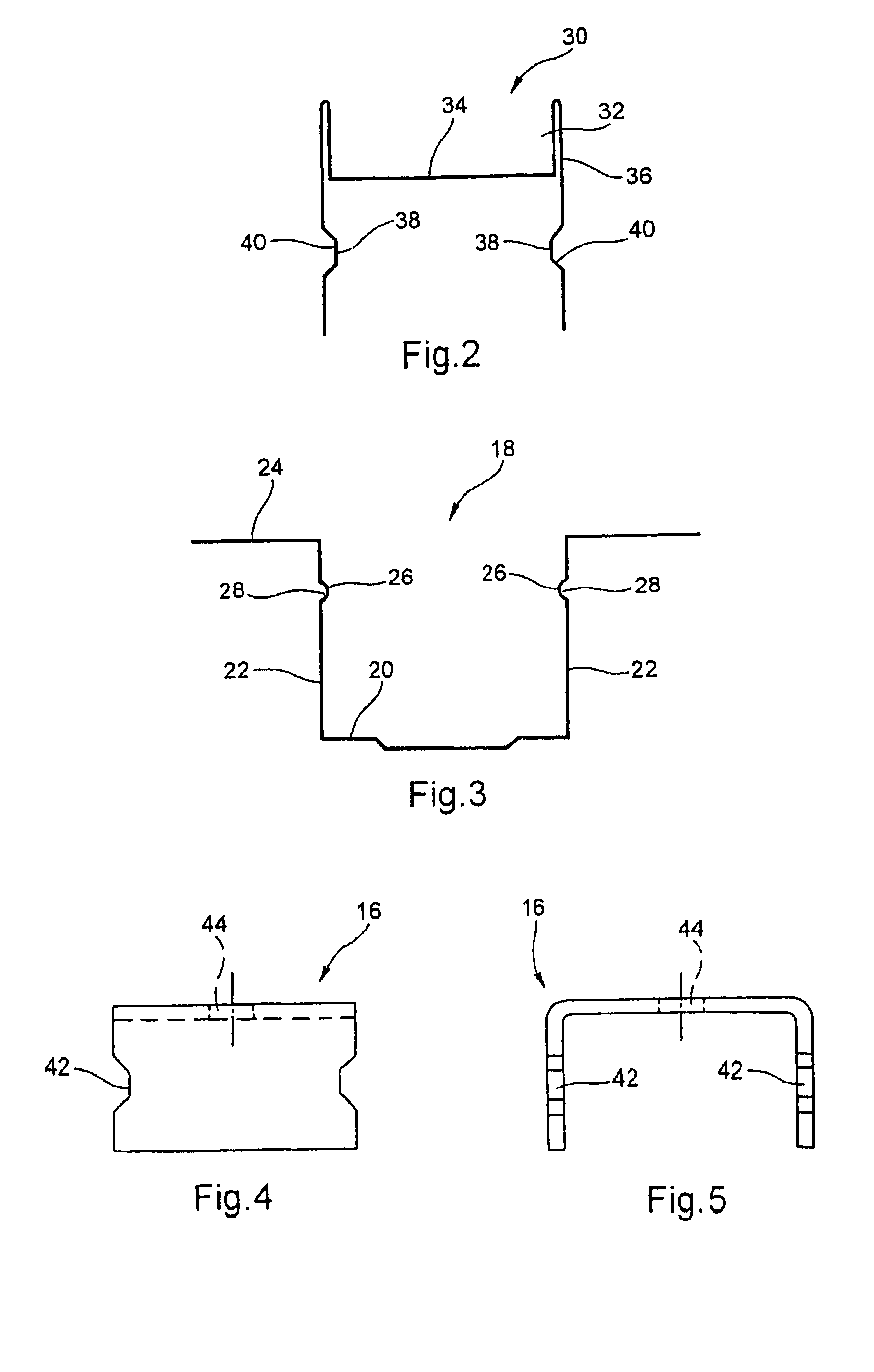 Device for the earthquake-resistant mounting of a partition