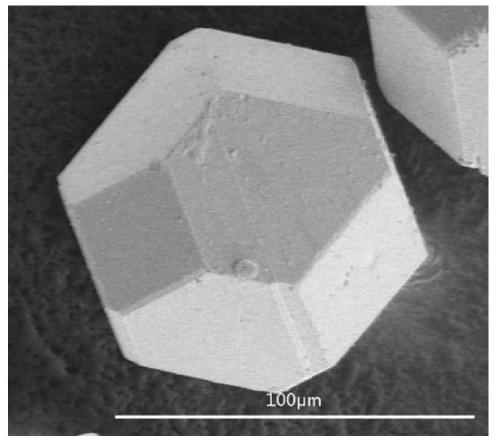 Modified diamond particles, modification method and application as reinforced phase and obtained metal-based composite material