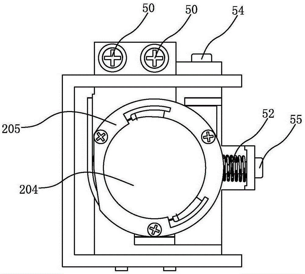 Lens adjusting device and projection optical system
