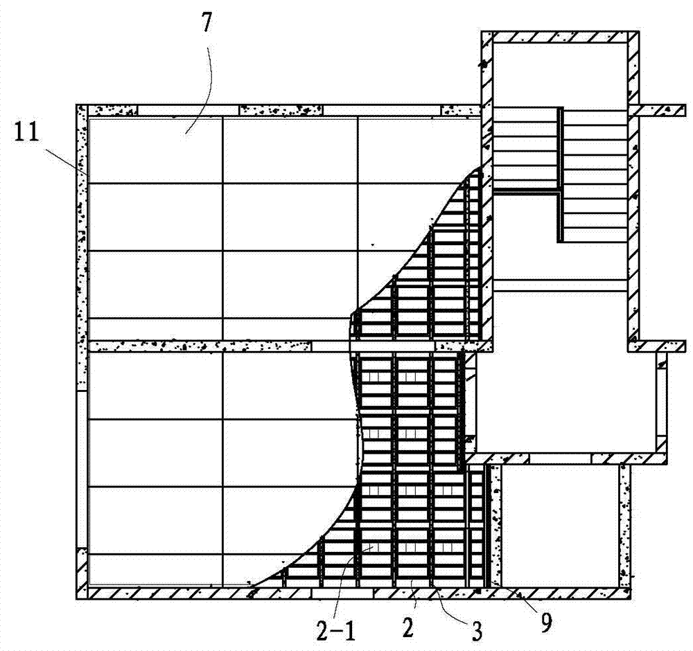 Standard steel frame formwork system for concrete floor slabs and construction method thereof