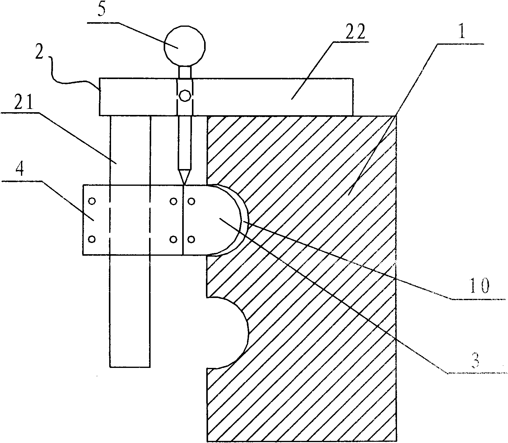 Measuring device and measuring method of raceway position of large slewing bearing