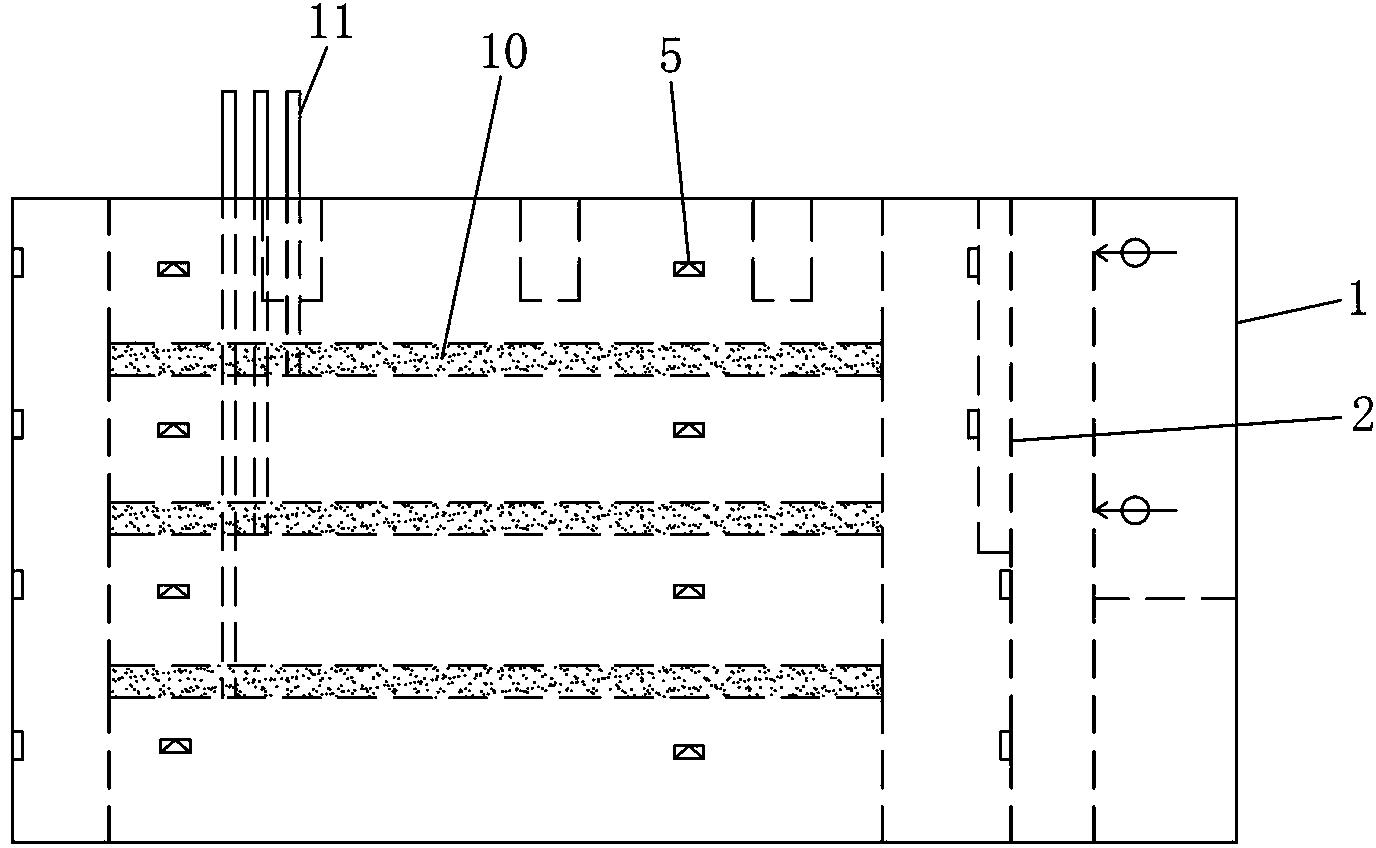 Swelling soil side expansive force comprehensive testing device