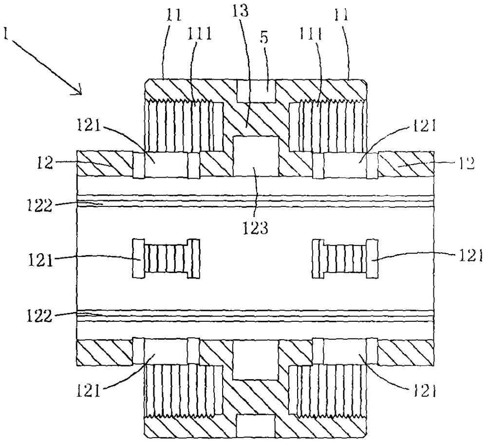 High-voltage power transformer for improving wire clamping strength