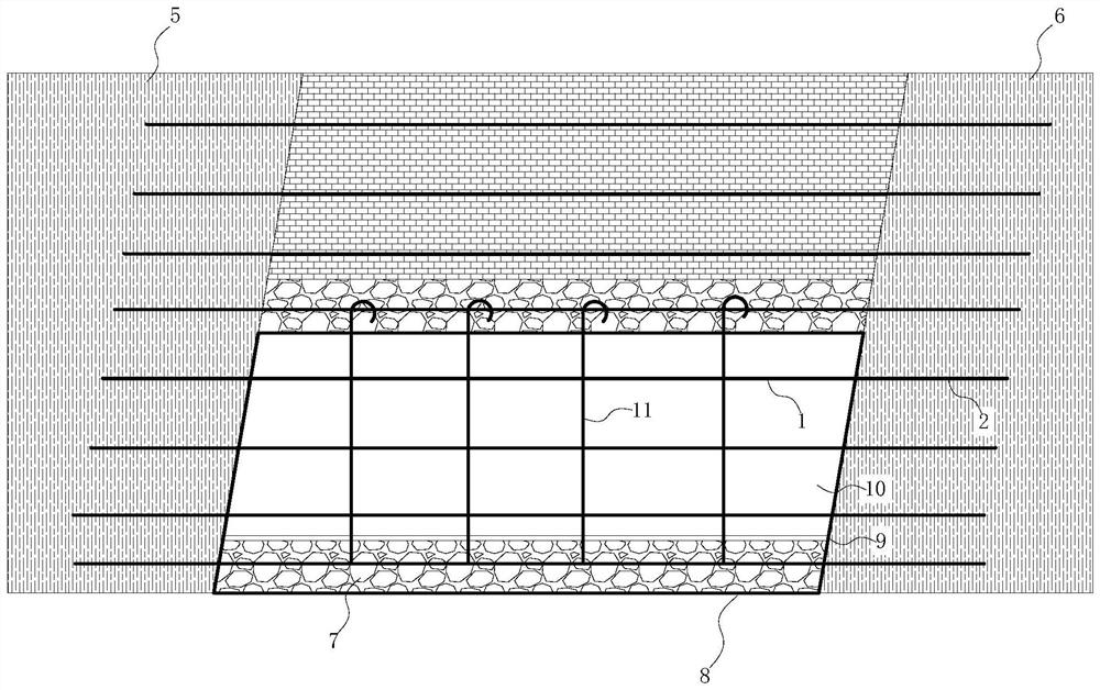A method for filling false roofs without interstitial columns and maintaining the stability of downward single approach filling