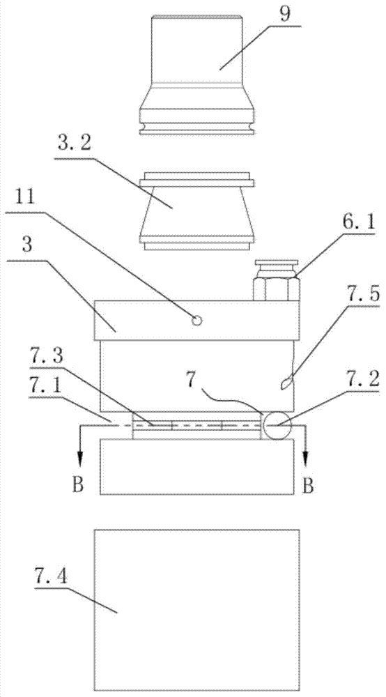 Automatic material feeding apparatus of injection molding machine