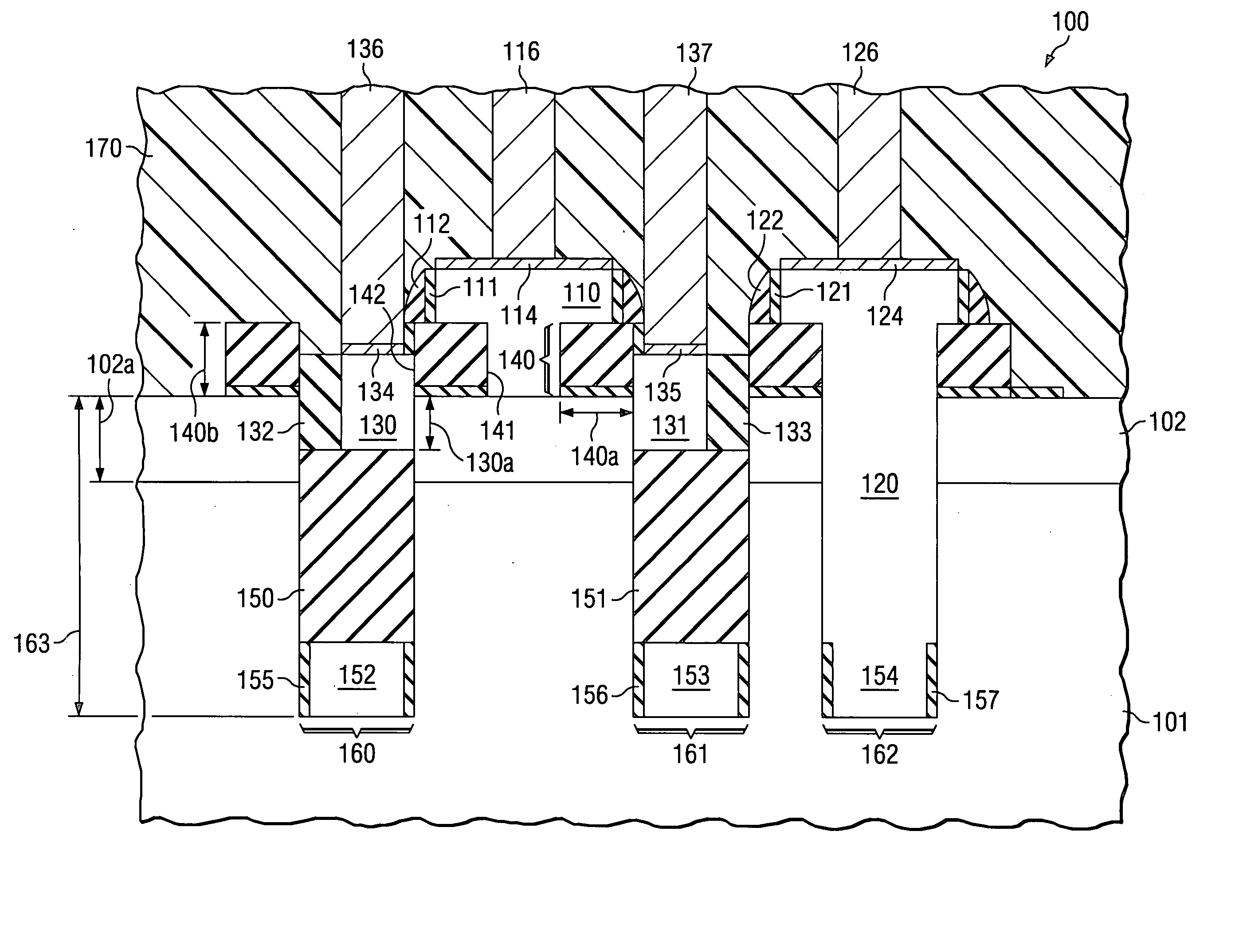 Bipolar transistor having base over buried insulating and polycrystalline regions, and method of fabrication
