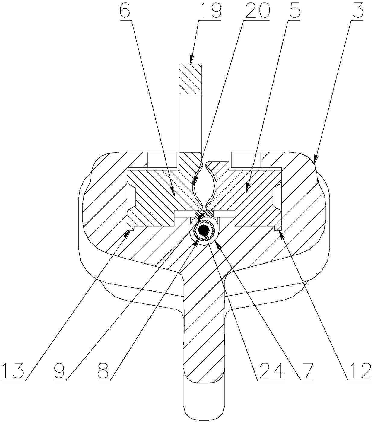 Rapid self-locking type energy-saving strain clamp