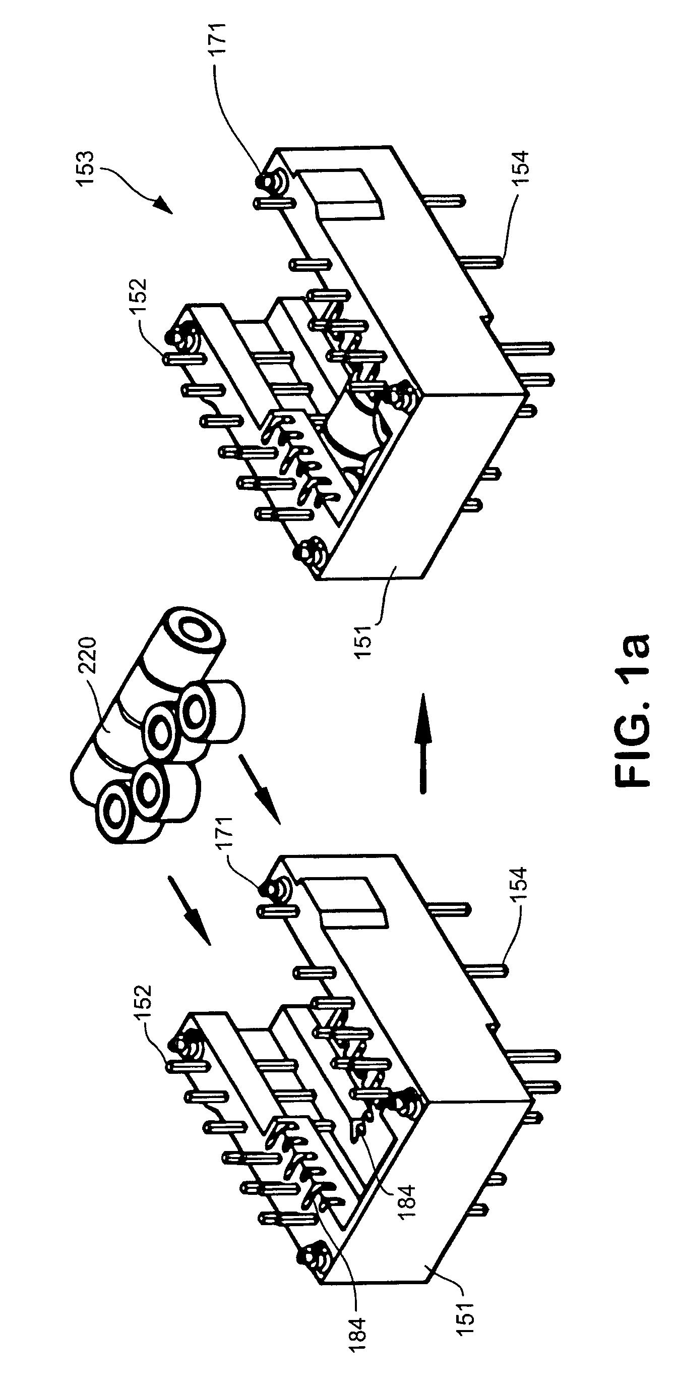 Power-enabled connector assembly with heat dissipation apparatus and method of manufacturing