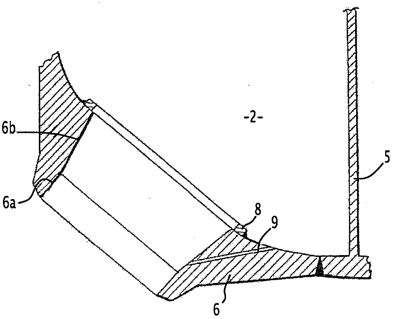 Sealed stopper for an opening in a junction tubing between a housing and a pipe, and method for implementing said stopper
