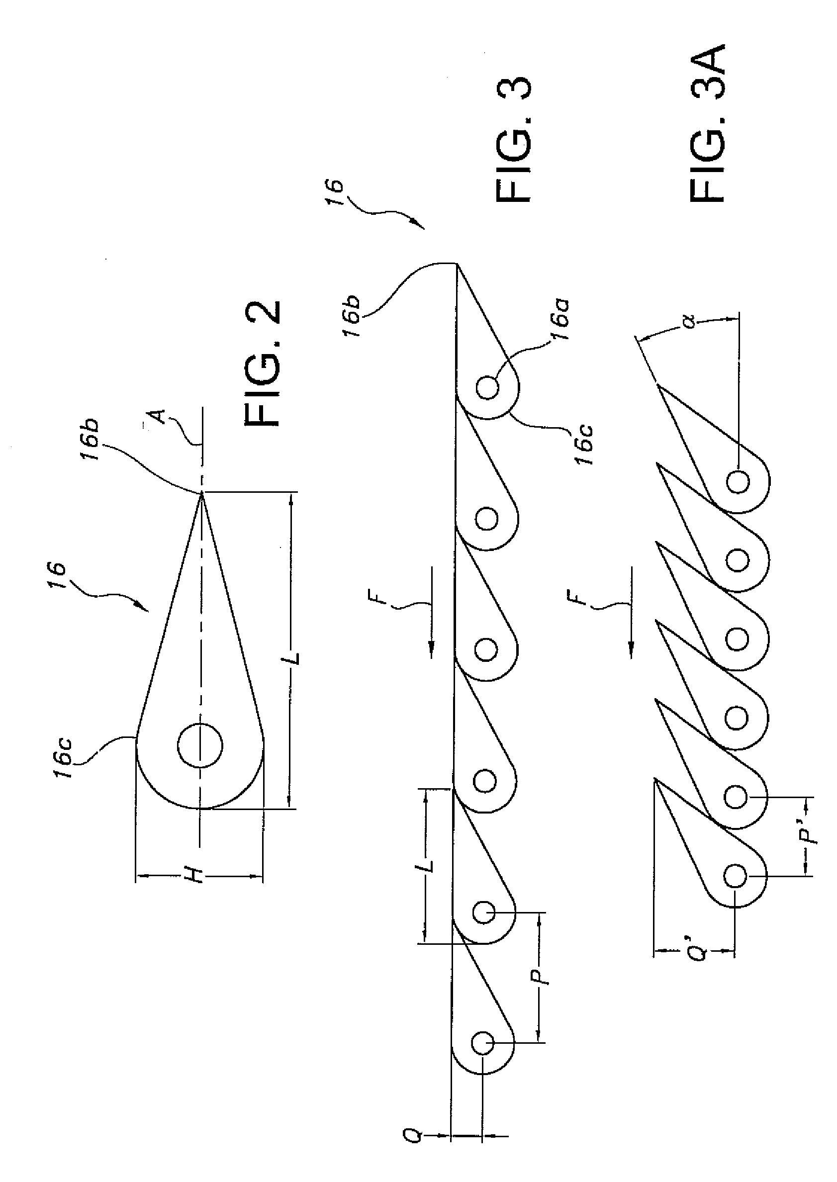 Side-flexing conveyor chain with pivoting slats and related methods