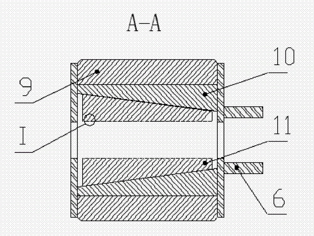 Steel rail clamping mechanism for hydraulically jacking or dragging heavy stuff