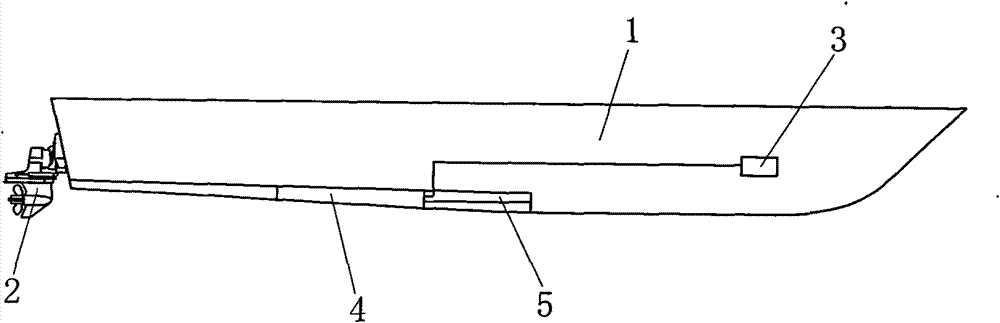 High-speed rounded bilge type boat utilizing air cavity to reduce resistance