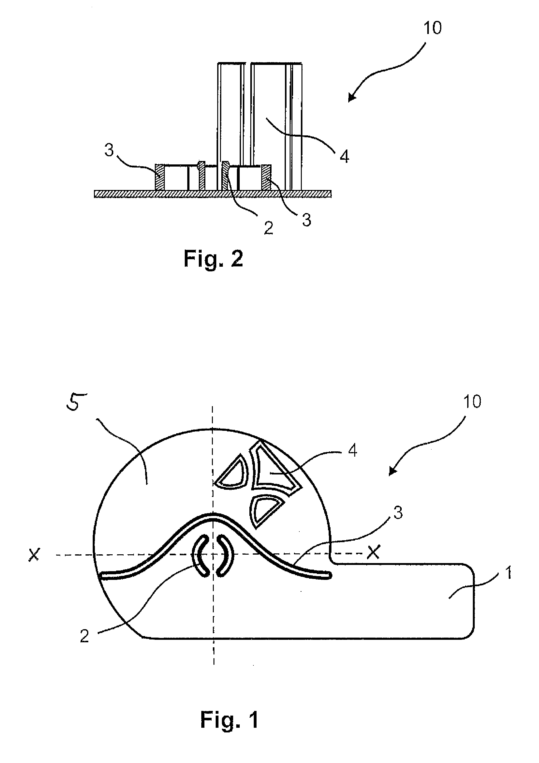 Contact protection apparatus for a medical fluid-conducting cassette and cassette