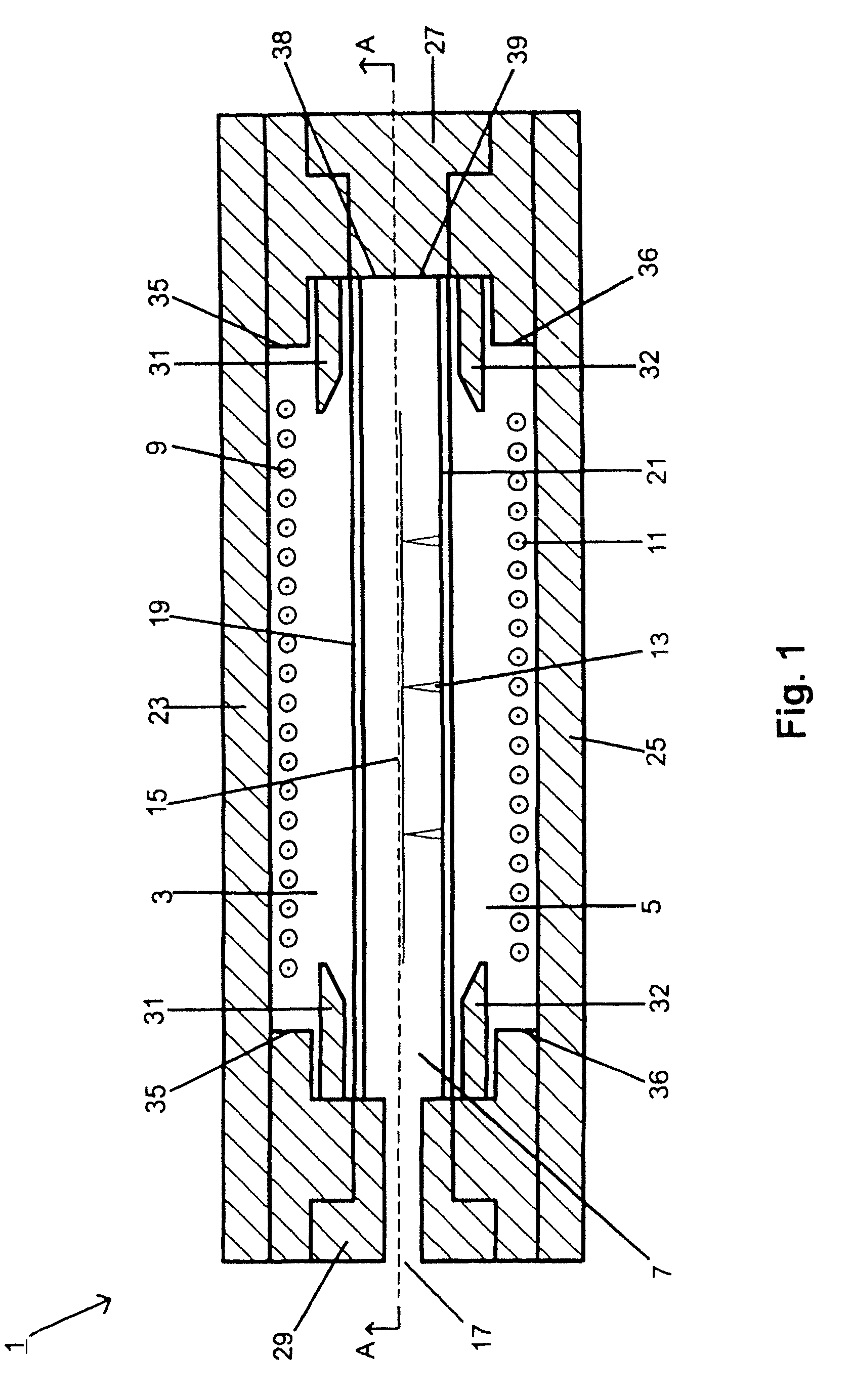 Apparatus for thermally treating semiconductor substrates