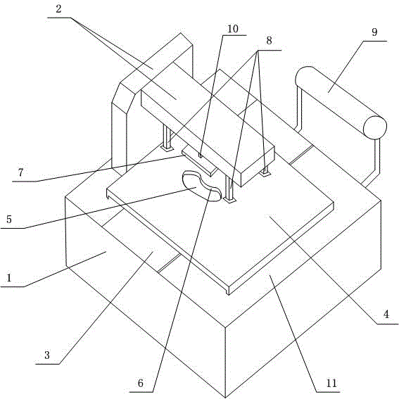 Shoe mold cutting machine capable of automatically taking materials and preventing materials from moving