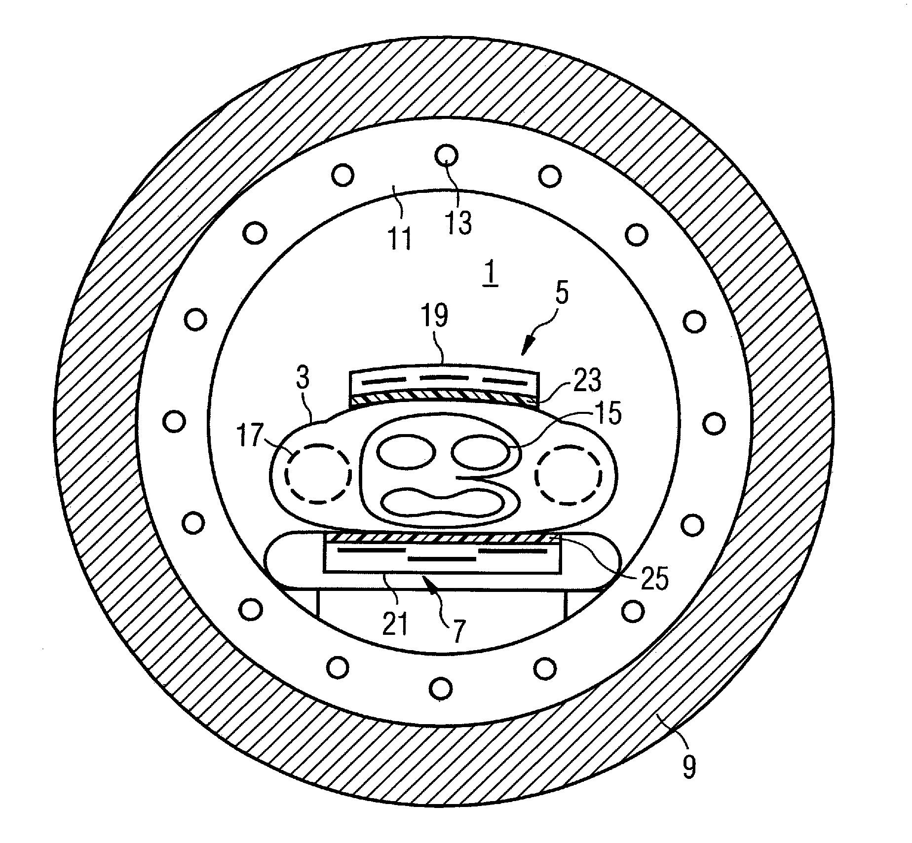 Arrangement for radiation of a radio-frequency field