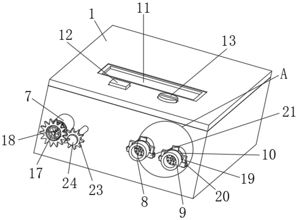 Water heater using ultrasonic wave to intensify descaling and internal pollutant discharging method thereof