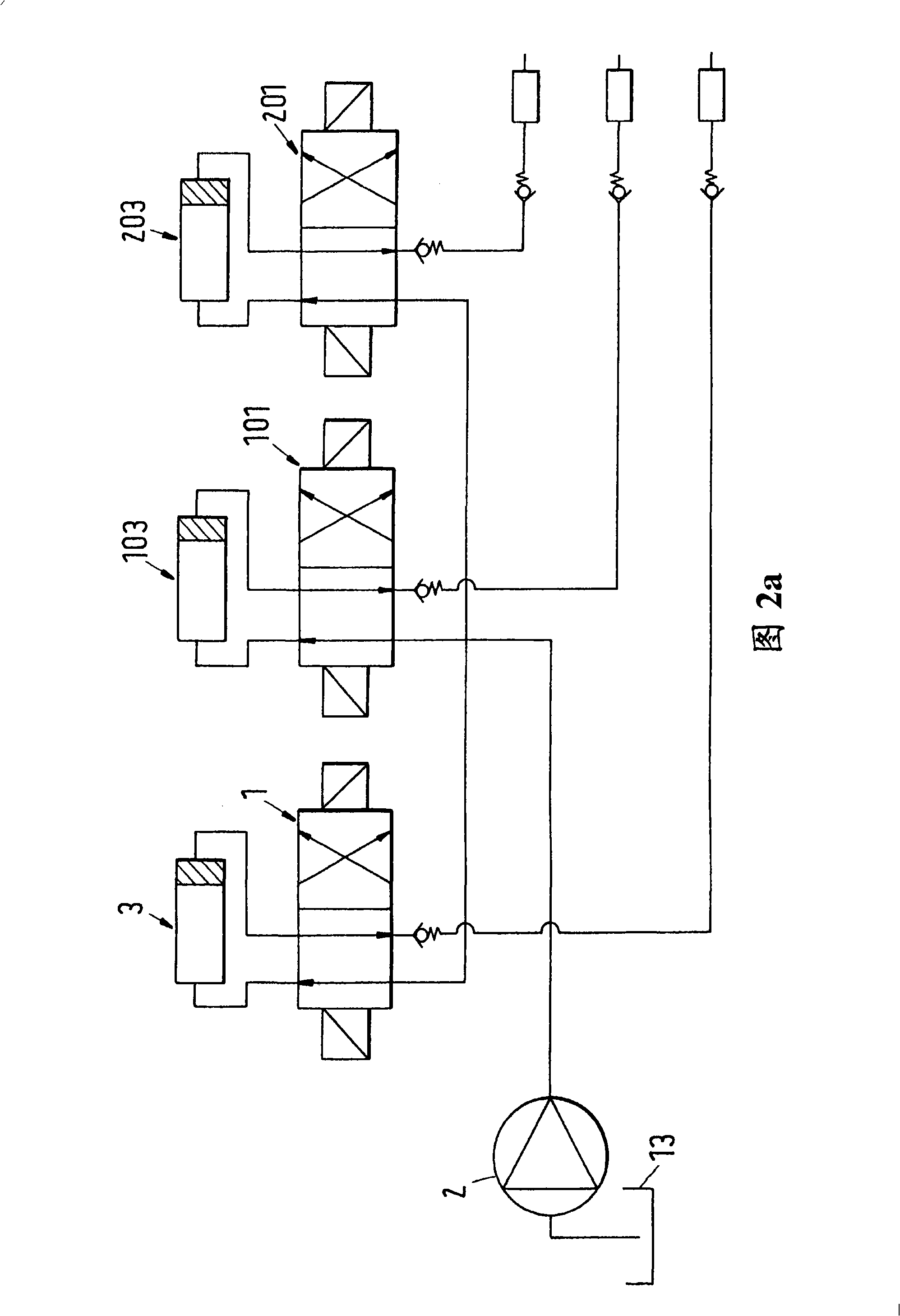 Device for lubricating cylinders