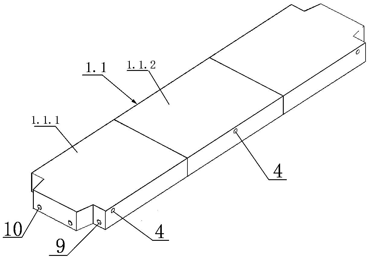 Track type movable foundation and construction method thereof