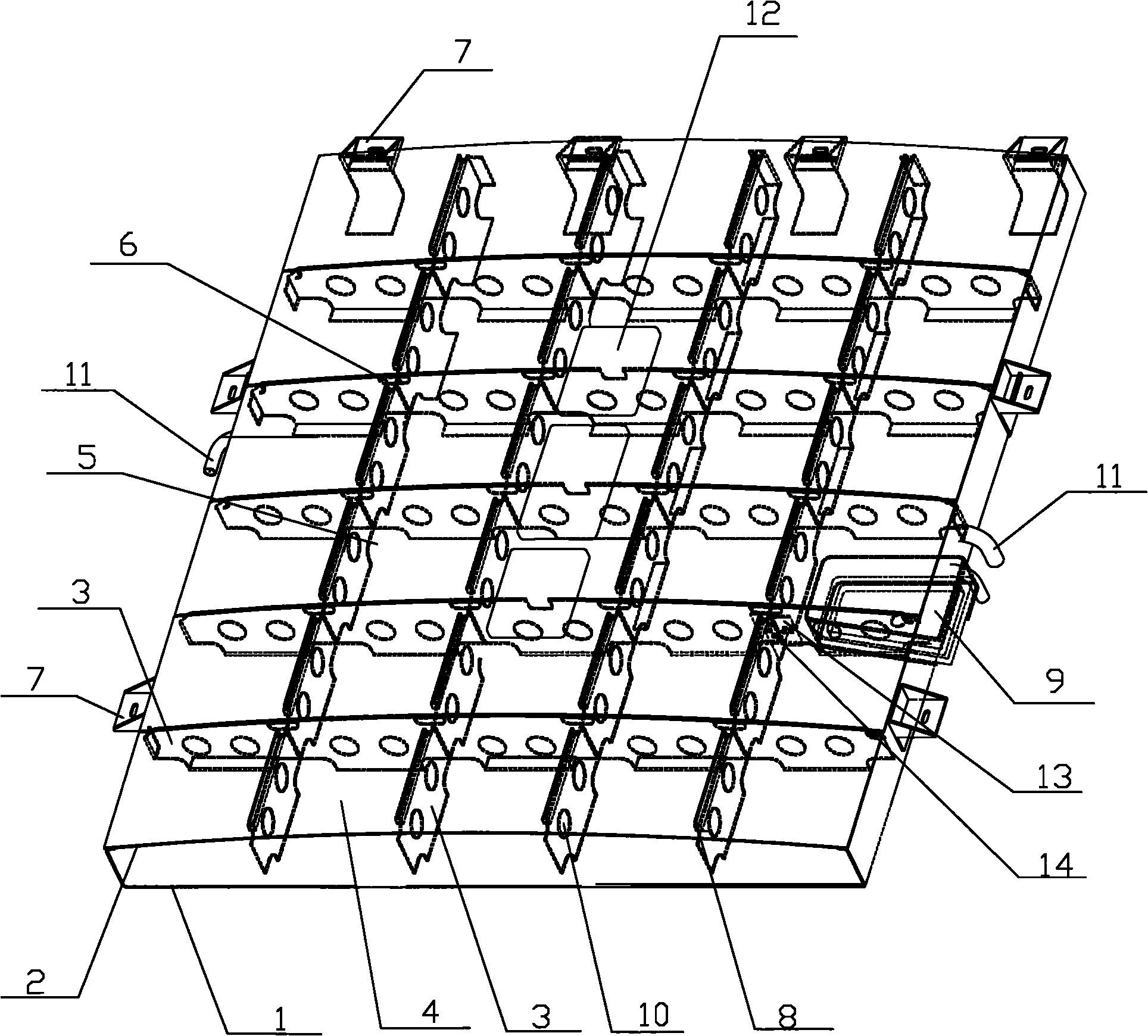 Low-section water tank for integrated carrying-type railway vehicle